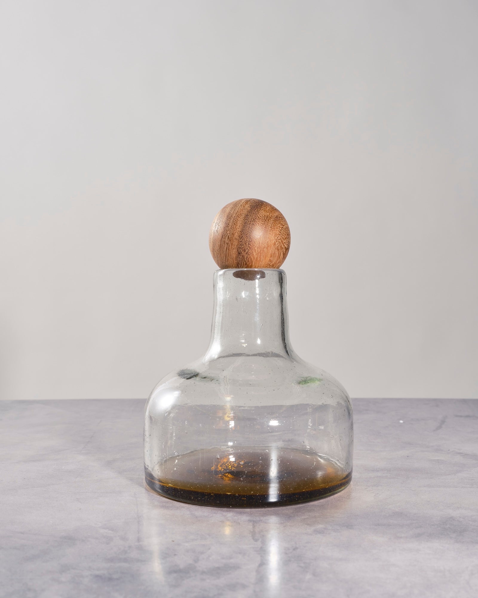 Amber Orlando Decanter/Bottle with Wood Topper