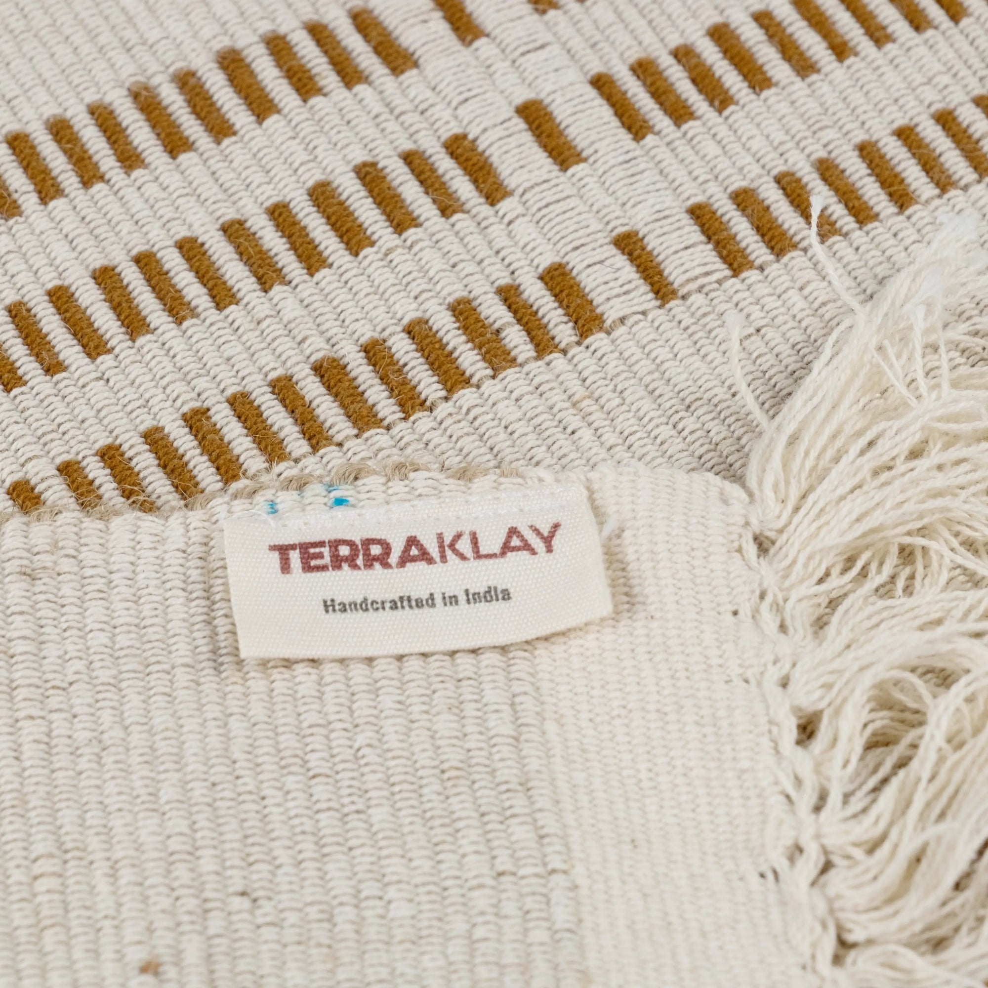 "Rustic neutral table runner, farmhouse dining table linen decoration"