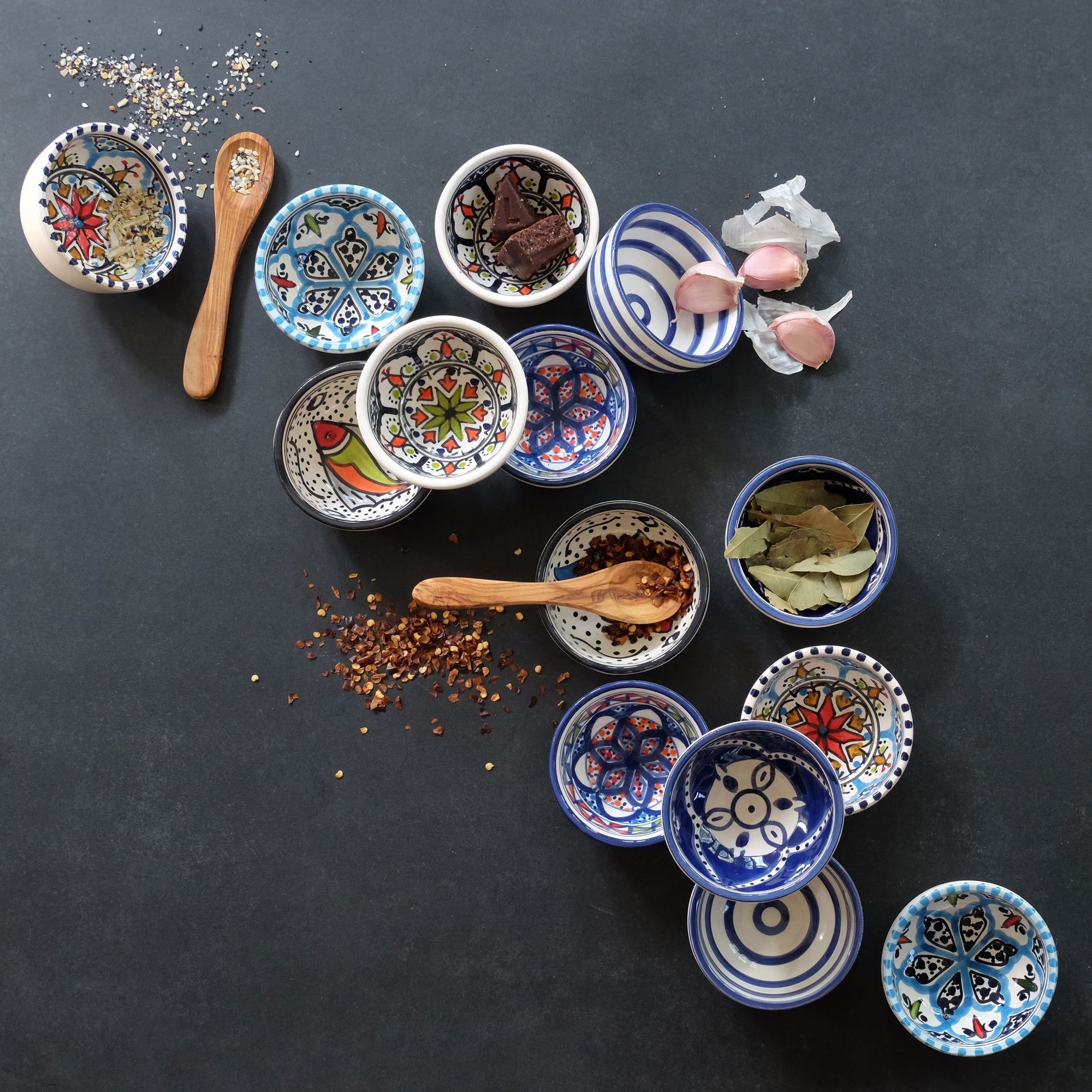 Tiny Ceramic Bowl Assortment (40 pieces)