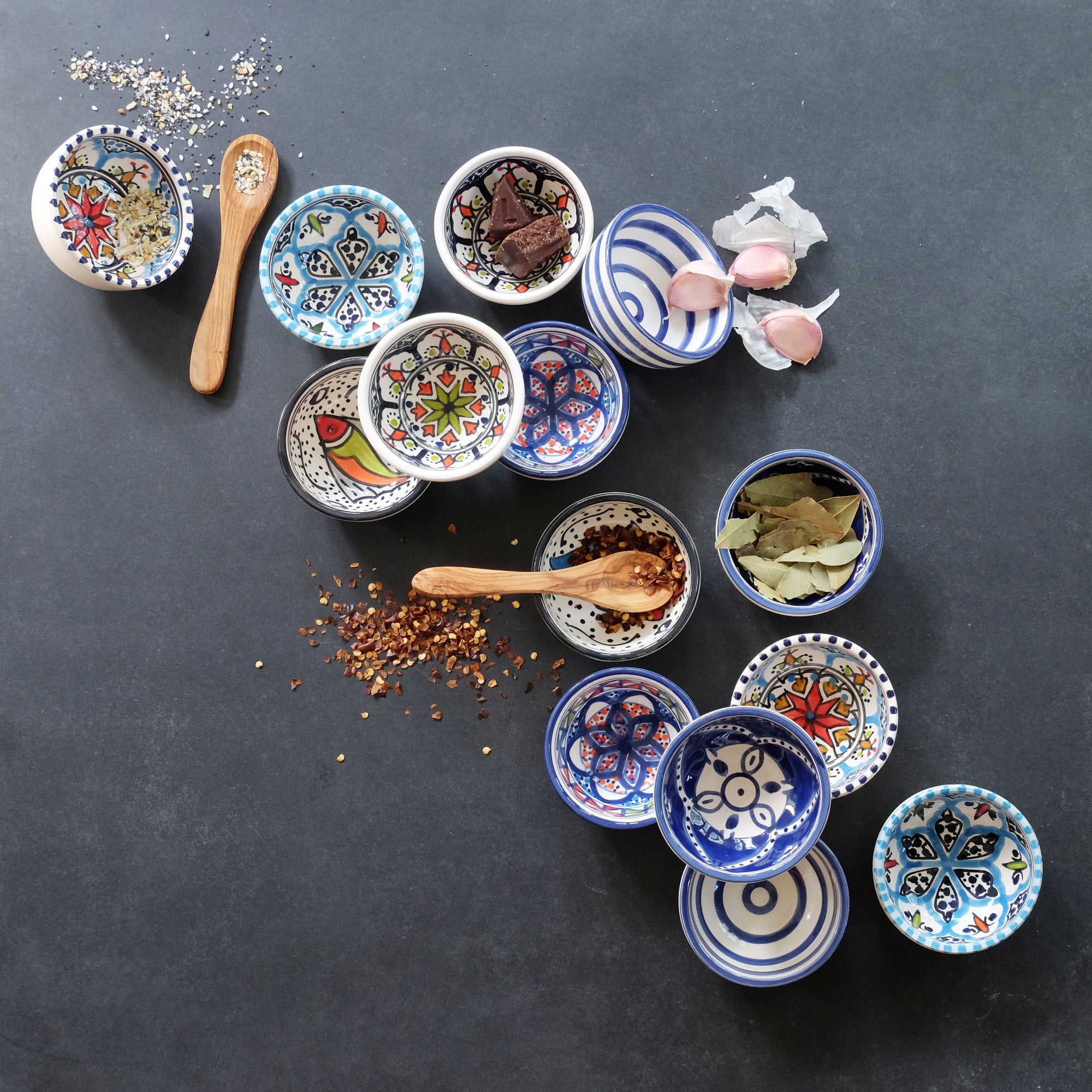 Tiny Ceramic Bowl Assortment (40 pieces)